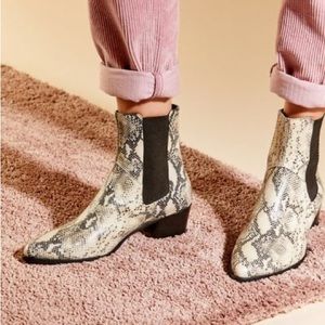 Vagabond Lara Faux Tan Snakeskin Heeled Boots Size 39